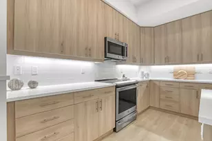 107 Royal Palm Cir, Tequesta, FL 33469 - Photo 6