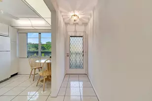 2901 Victoria Cir, Pompano Beach, FL 33066 - Photo 6