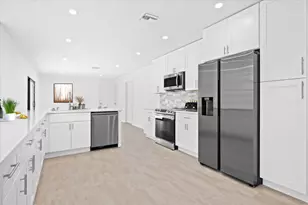 11569 Landing Pl, North Palm Beach, FL 33408 - Photo 10