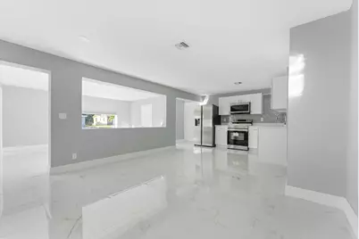 157 NE 6th Court, Deerfield Beach, FL 33441 - Photo 4