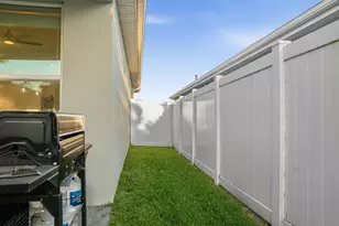 10724 SW Gloriana St, Port Saint Lucie, FL 34987 - Photo 42