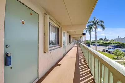 400 Village Green Circle W #212, Lake Worth Beach, FL 33461 - Photo 6