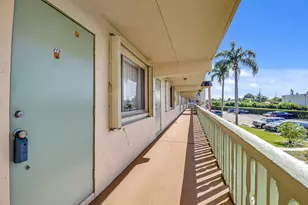 400 Village Green Cir W, Lake Worth Beach, FL 33461 - Photo 6