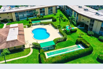 400 Village Green Circle W #212, Lake Worth Beach, FL 33461 - Photo 24