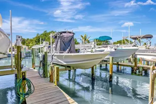 209 River Walk, Hutchinson Island, FL 34949 - Photo 4