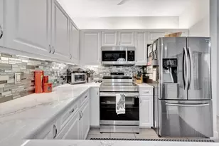 209 River Walk, Hutchinson Island, FL 34949 - Photo 16