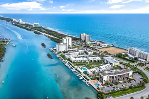 225 Beach Rd, Tequesta, FL 33469 - Photo 1