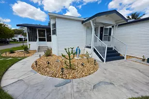 6469 Cypress Ln, Lantana, FL 33462 - Photo 1