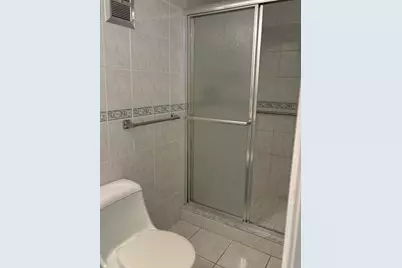 157 Andover G, West Palm Beach, FL 33417 - Photo 8