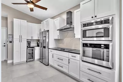 9989 Torino Drive, Lake Worth, FL 33467 - Photo 12