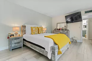 1630 Forest Lakes Cir, West Palm Beach, FL 33406 - Photo 20