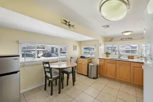 307 Nettles Blvd, Jensen Beach, FL 34957 - Photo 8