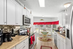 22 Mediterranean East Blvd E, Port Saint Lucie, FL 34952 - Photo 10