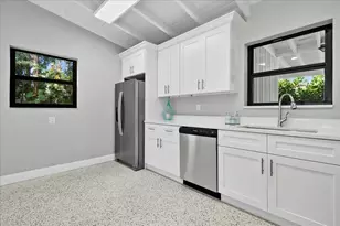 18 Adams Rd, Ocean Ridge, FL 33435 - Photo 8