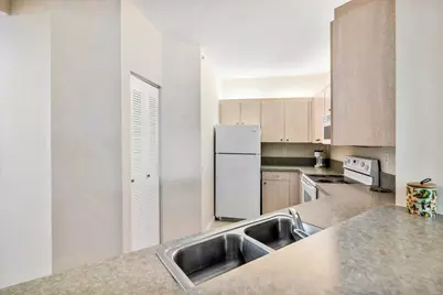 300 Uno Lago Drive #304, Juno Beach, FL 33408 - Photo 12