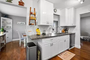 2105 Alfred Dr Dr SW, Boynton Beach, FL 33426 - Photo 14