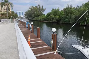 1340 NE 28th Ave, Pompano Beach, FL 33062 - Photo 10