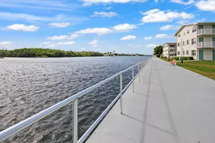 560 Horizons W, Boynton Beach, FL 33435 - Photo 16