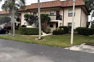 7190 Golf Colony Ct, Lake Worth, FL 33467 - Photo 4