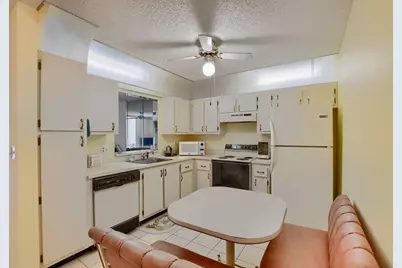 9244 Flynn Circle #4, Boca Raton, FL 33496 - Photo 4