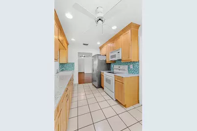 2198 SW 12th Avenue, Boynton Beach, FL 33426 - Photo 16