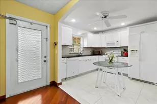 603 Laconia Cir, Lake Worth, FL 33467 - Photo 4