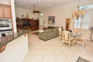 11360 SW Aspen Ln, Port Saint Lucie, FL 34987 - Photo 10