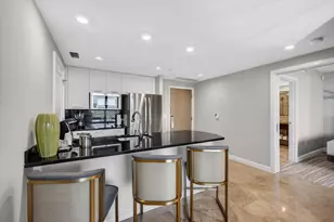 3800 N Ocean Dr, Singer Island, FL 33404 - Photo 12