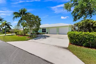 139 Commonwealth Ct, Hutchinson Island, FL 34949 - Photo 18