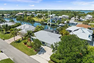 139 Commonwealth Ct, Hutchinson Island, FL 34949 - Photo 6