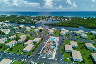 880 Horizons W, Boynton Beach, FL 33435 - Photo 2