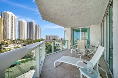 16400 Collins Avenue #641, Sunny Isles Beach, FL 33160 - Photo 32