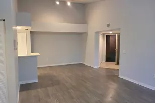 4197 N Haverhill Rd, West Palm Beach, FL 33417 - Photo 2