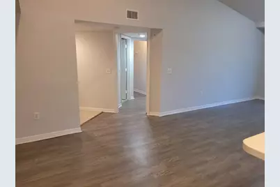 4197 N Haverhill Road #212, West Palm Beach, FL 33417 - Photo 4