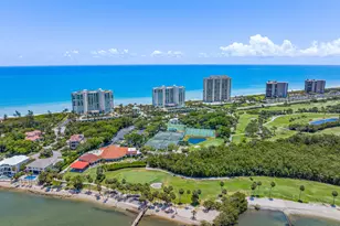 8650 S Ocean Dr, Jensen Beach, FL 34957 - Photo 36