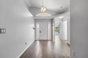 8045 SE Morningwood Pl, Hobe Sound, FL 33455 - Photo 10