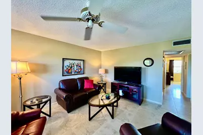 4015 Islewood D, Deerfield Beach, FL 33442 - Photo 2