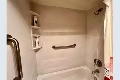 4015 Islewood D, Deerfield Beach, FL 33442 - Photo 6