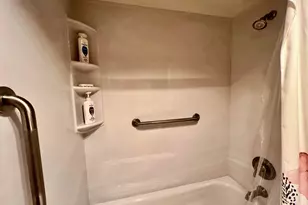 4015 Islewood D, Deerfield Beach, FL 33442 - Photo 6