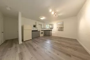 35 NE 59th St, Miami, FL 33137 - Photo 8