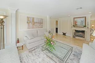 885 NE Mulberry Dr, Boca Raton, FL 33487 - Photo 10