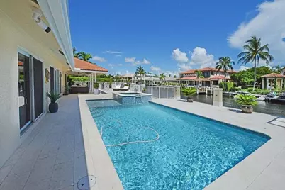 885 NE Mulberry Drive, Boca Raton, FL 33487 - Photo 22