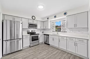 9975 Ligustrum Tree Way, Boynton Beach, FL 33436 - Photo 4