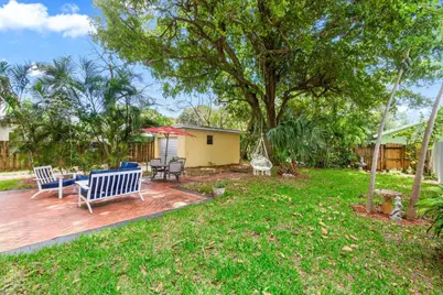 924 Almeria Road, West Palm Beach, FL 33405 - Photo 24
