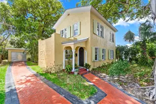 924 Almeria Rd, West Palm Beach, FL 33405 - Photo 2