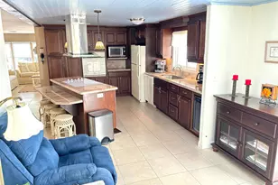 292 NW 53 St, Deerfield Beach, FL 33064 - Photo 12