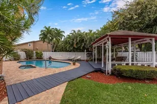 8538 NW 21st Manor, Coral Springs, FL 33071 - Photo 8