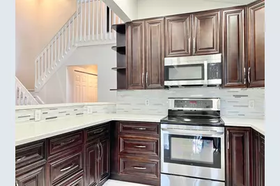 7608 Pinewalk Drive #127, Margate, FL 33063 - Photo 8