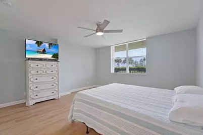801 Lake Shore Drive #112, Lake Park, FL 33403 - Photo 12