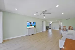 801 Lake Shore Dr, Lake Park, FL 33403 - Photo 4